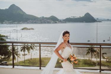 Casamento ao Ar Livre na Mansão Rosa  Noiva Internovias Adryne -  Internovias