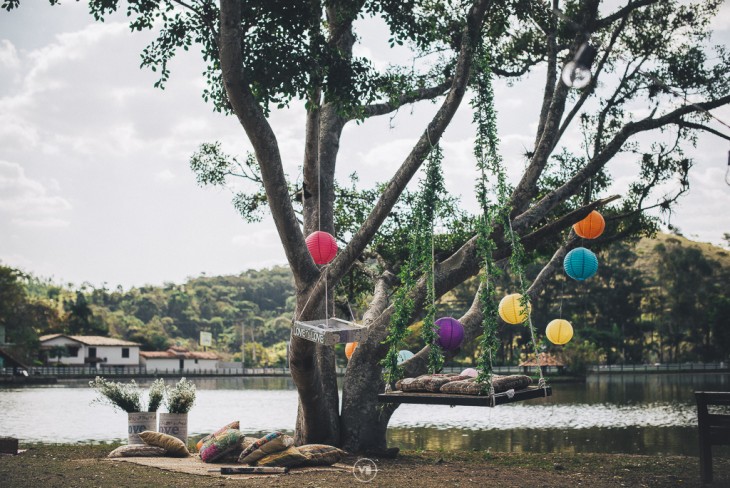 O Charme do casamento no lago