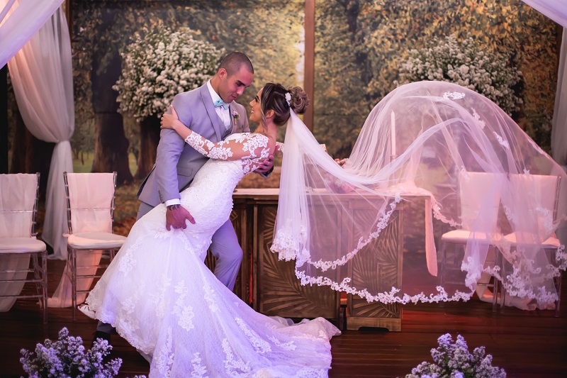 Casamento Clássico na Casa de Festas Iris Supreme | Noiva Internovias Kamilla