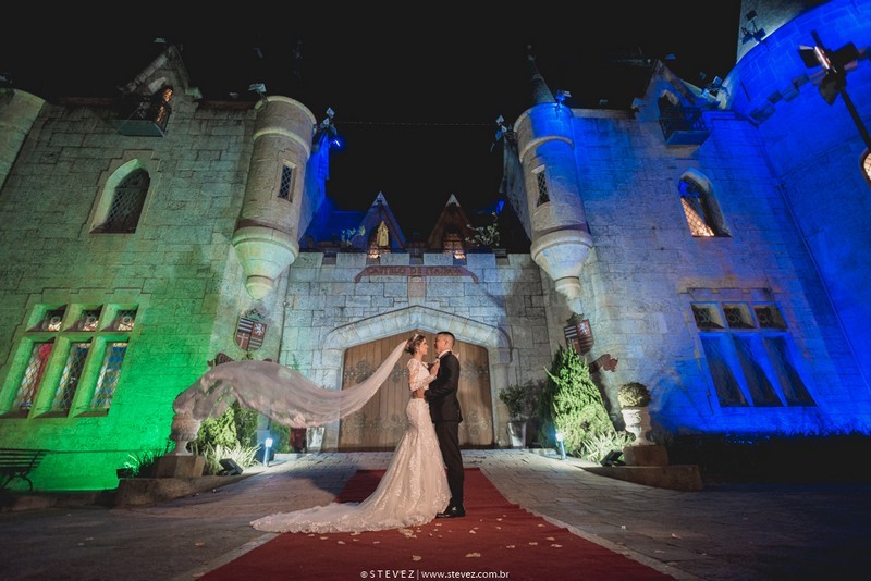 Casamento Clássico no castelo de Itaipava | Noiva Internovias Renata