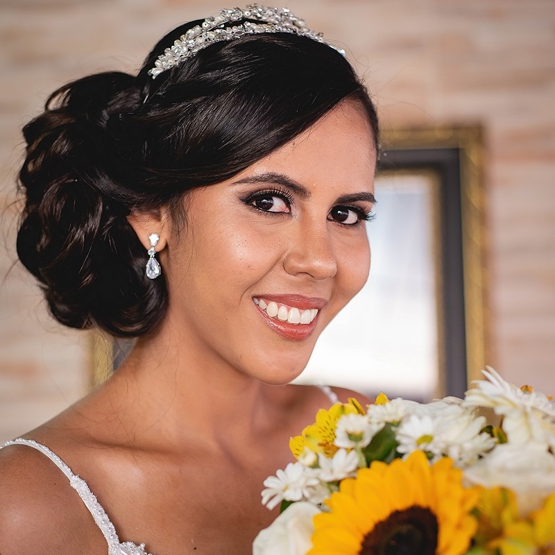 Casamento Clássico na Casa de Festas Marc Recepções | Noiva Internovias Ana Carolina