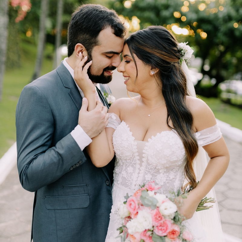 Casamento ao Ar Livre no Garden Vip Festas | Noiva Internovias Caroline