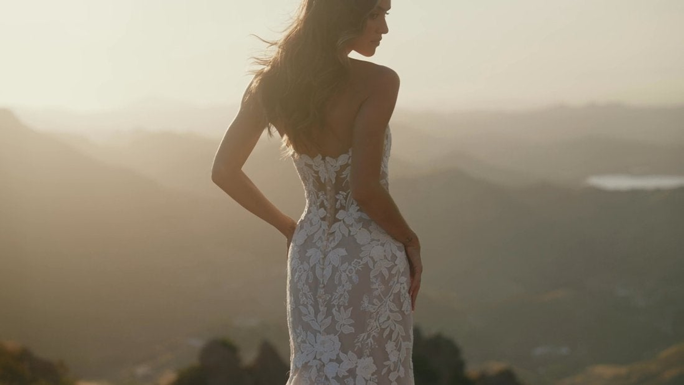 Vestido de Noiva Sensual: 15 opções da Internovias