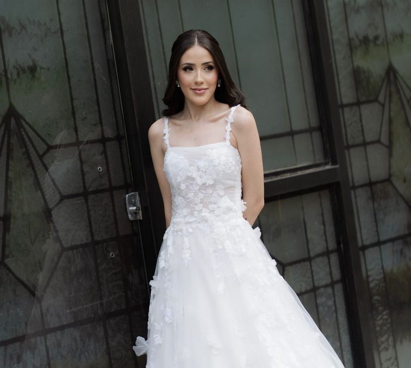 Casamento ao Ar Livre no Monte Záion | Noiva Internovias Victoria