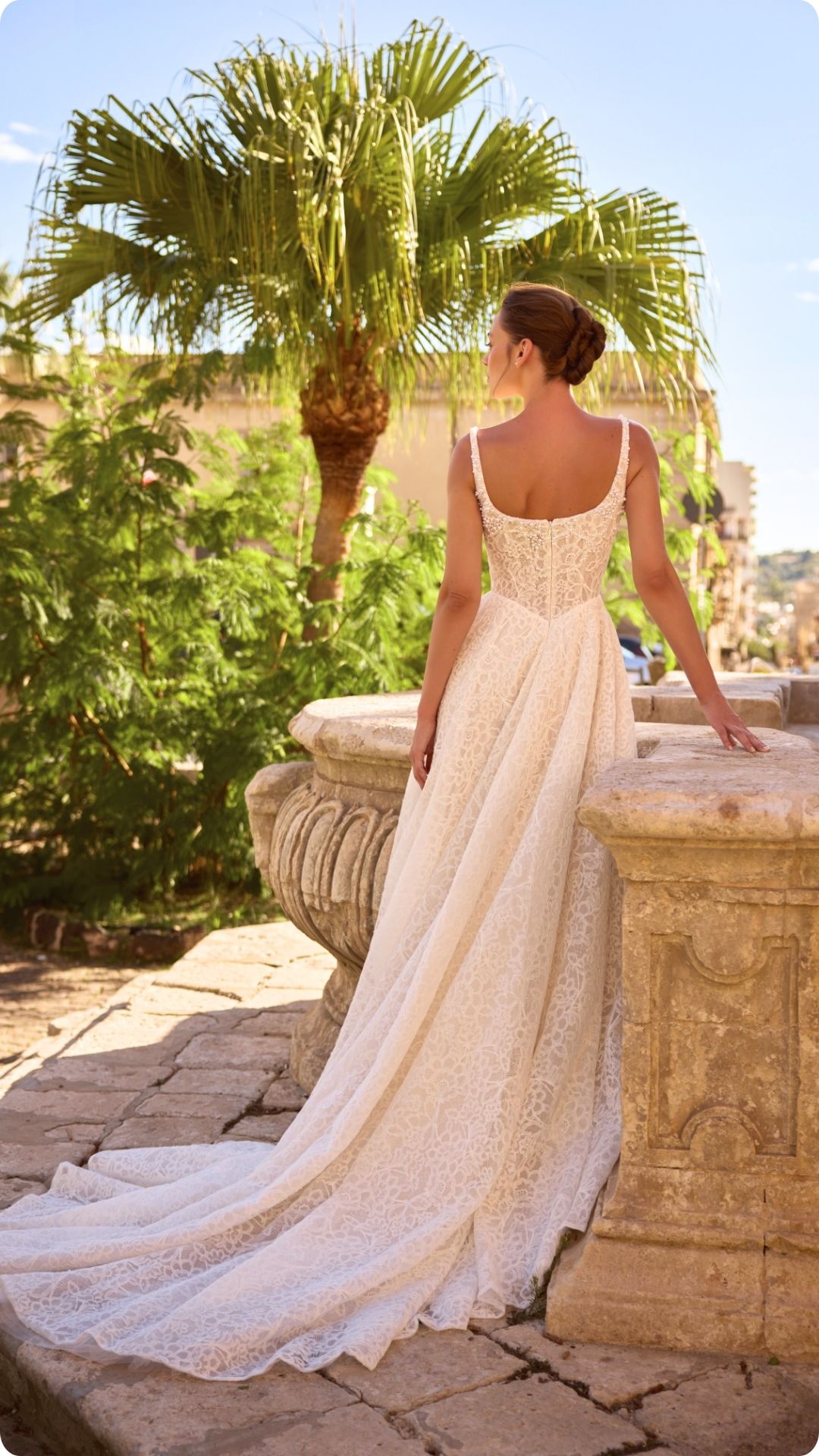 Vestido de noiva Amélia, decote reto com alças delicadas e renda floral por todo o vestido — Coleção Love by Internovias, Rio de Janeiro