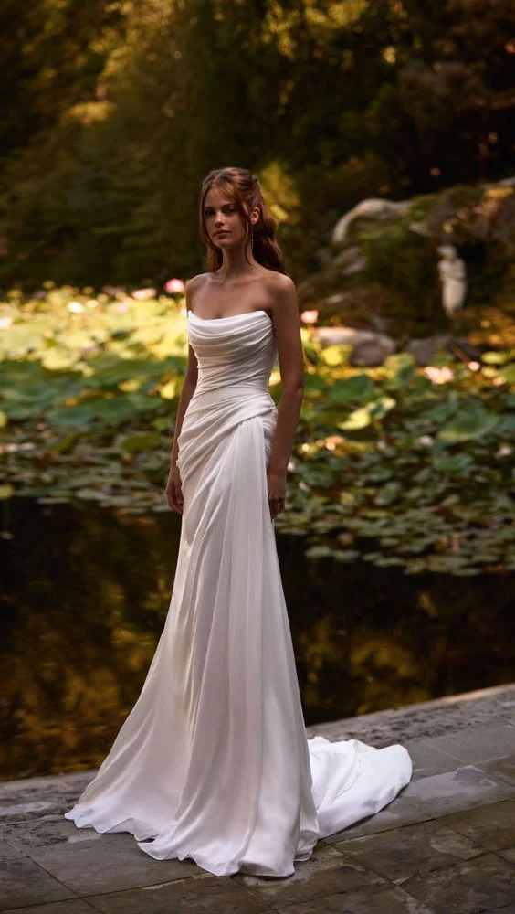 Na Internovias, cada vestido é escolhido com um olhar atento aos sonhos das nossas noivas 🤍

Mais do que alta-costura, oferecemos uma curadoria especial das marcas mais desejadas do universo bridal – com atendimento acolhedor, prova exclusiva e toda a experiência que o seu momento merece.

Agende sua visita e descubra o vestido que vai contar a sua história ✨

@noivasdorj

#AuraPreview2026 #noivainternovias #internovias #casamento #vestidodenoiva #noiva #vestidodenoivaprincesa #wedding #riodejaneiro #casamentoblidado #casamentosimples #amor #fotosdecasamento #inspiracaodecasamento #brideinspiration #fotografodecasamentorj